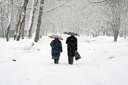 5 winter warming tips for older people
