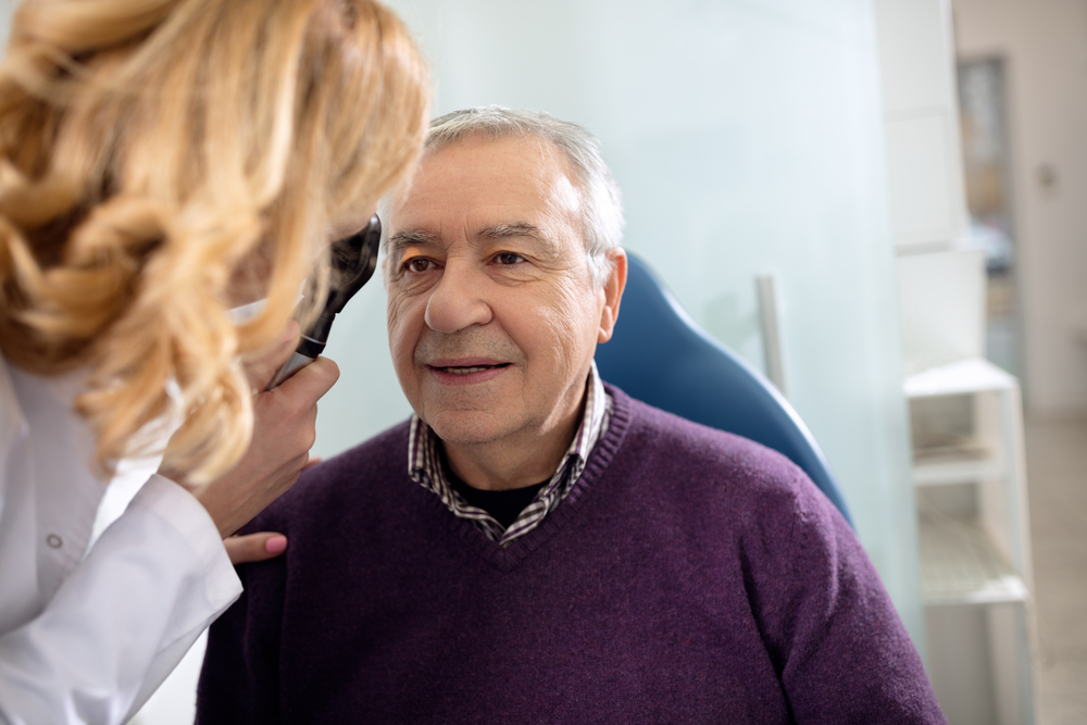 Effects and symptoms of glaucoma: a guide for older people